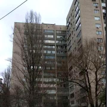 Здається 1 кімнатна метро "Лівобережна"