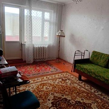 В продаже однокомнатная квартира с видом на монастырь