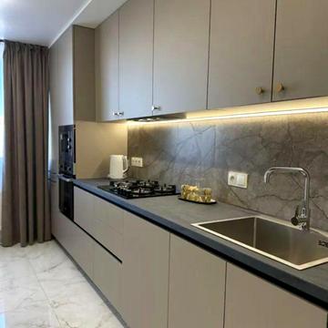 Продаж 3к квартири 87 кв. м на вул. Пирогова