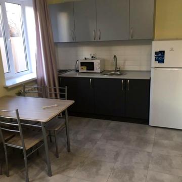 Єлизавети Чавдар вул., 1