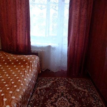 Здам двухкімнатну гостинку на вечірніх зорях.