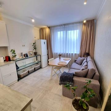 Василя Симоненка вул., 5-А