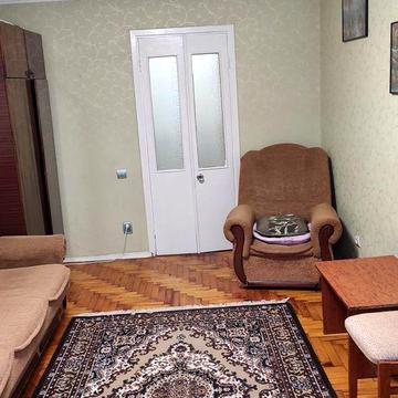 Сдам в аренду квартиру 3 кімнатну 1 поверх