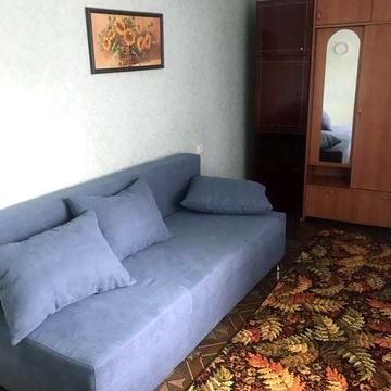 Заболотного, уютная 2комнатная квартира (газ, балкон)