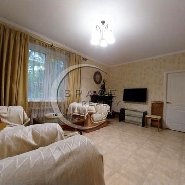 Монтажників вул., 101/2