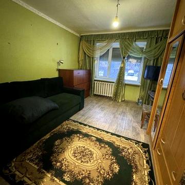 Продам 1 комн малогабаритку на Ньютона 113