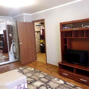 Сдам 2 к.кв  квартиру метро Научная