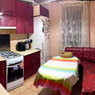 Продам 3-ну квартиру 5/1 у центрі м-на Жовтневий (Власник)