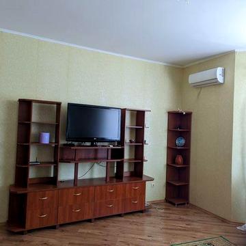 ВЛАСНИК Здам власну двокімнатну квартиру з індивідуальним опаленням