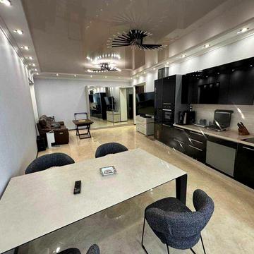 Сдам квартиру в ЖК "Каскад-2010" Левитана, кухня-студия