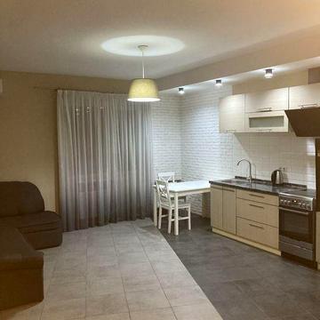 Центр евро двушка з автономкою.