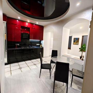 Оренда ВІД ВЛАСНИКА 1 кім квартира + кухня студія центр Міхновських 5