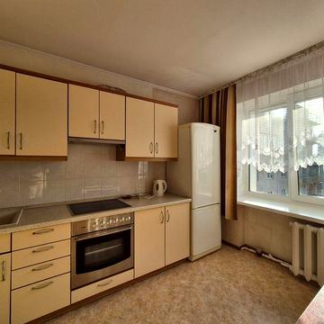 Оренда 1к квартира 45квм Братів Зерових 14В