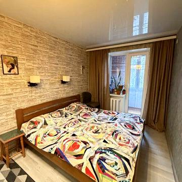 2 кімнатна,Поштова 57а,Олександрівський р-н,Центр