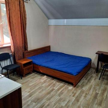 Здається квартира студія район Стадіону