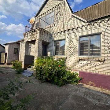 Продаж будинку в місті Узин!