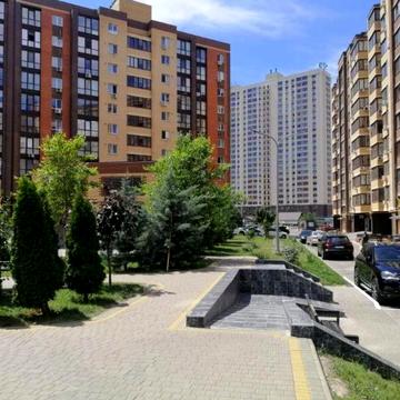 Продам 2 комнатную квартиру на Сахарова.