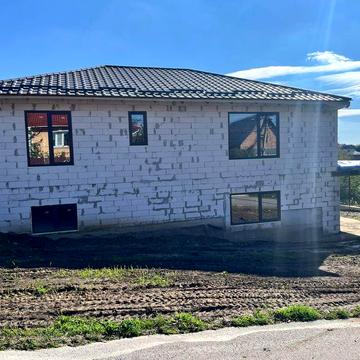 Продам капітальний будинок 172 м2 у Лезнево+веранда, будував для себе