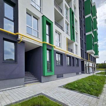 Продаж 2 кімнатної квартири у зданій новобудові
