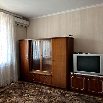 Сдам 1 кімнатну квартиру, зупинка Керченська