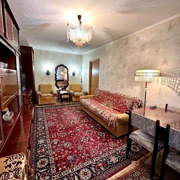 Сам 1к квартиру в началі пр. Слобожанський