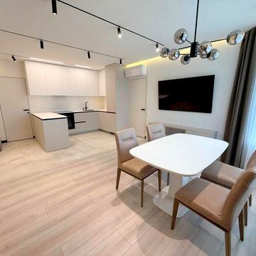 Золотоустівська вул., 25