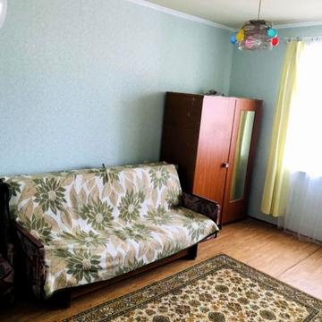 Зіньківська вул., 18