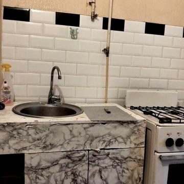 Здається квартира по вулиці С.Колачевського поряд жд вокзал Рокувата