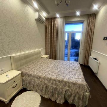 Оренда 2-к 50м2 студія Французскій Квартал Саперне Поле