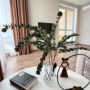 Миколи Бажана просп., 1б