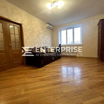 Продаж 1к квартири вул. Вітряні Гори, 2Б Подільський район