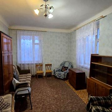 Вернигори вул., 3