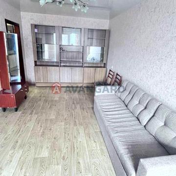 Здається в довгострокову оренду 2-х кім. кв.(Надпільна-Іллєнка)