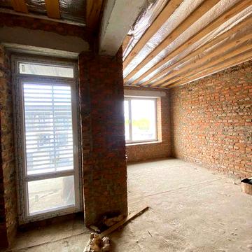 Просторий кутовий котедж 139,8 м² у мікрорайоні Щасливе