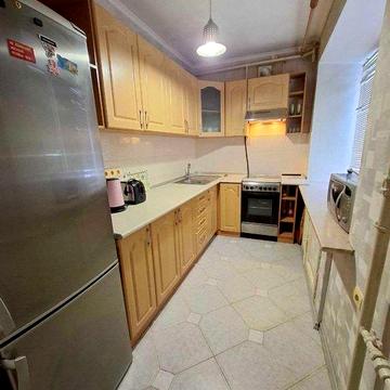 Здається 2к квартира на Печерську, від м Звіринецька 5 хвилин