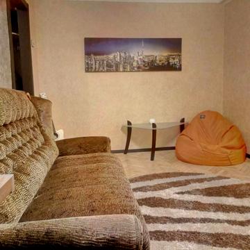 Празька вул., 3