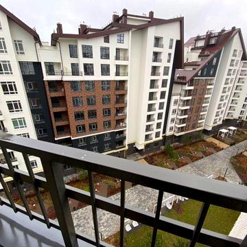 1-кімнатна 40,4 м² на 8 поверсі — газ, 1 237 $ за м², біля набережної ЖК Синергія Сіті