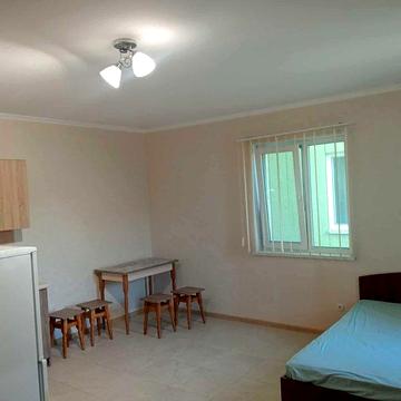 Здам 1 кімн квартиру 8,000 грн  для однієї людини