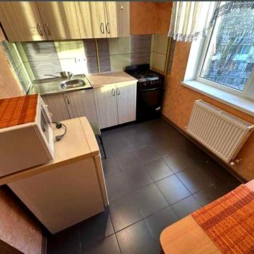 Продается 1 квартира в уютном районе.