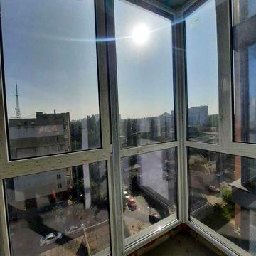 Продам 2 ком. квартиру Газовый дом. Центр. 65 кв. м.