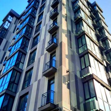 Продам 2 ком. квартиру Газовый дом. Центр. 65 кв. м.