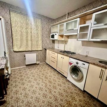 Здам 2 к квартиру на Жадова