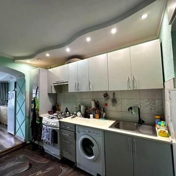 4к  квартира поряд з морем