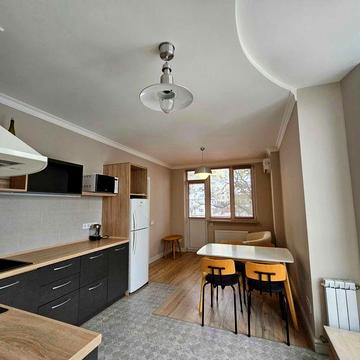 Двокімнатна Studio 50m2 біля Американського посольства |м|Берестейська