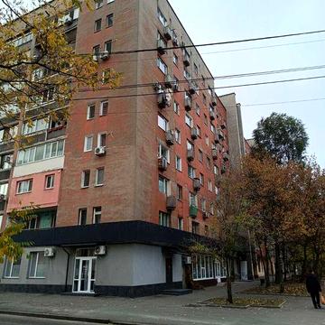 Продам 2-х ком. квартиру на ж/м Красный Камень(ул.Савкина)