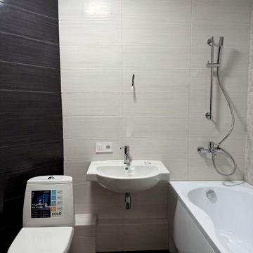 Продаж 3к Квартира Набережна Перемоги вулиця