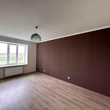 Продається 2-х кімнатна в Агрономічному