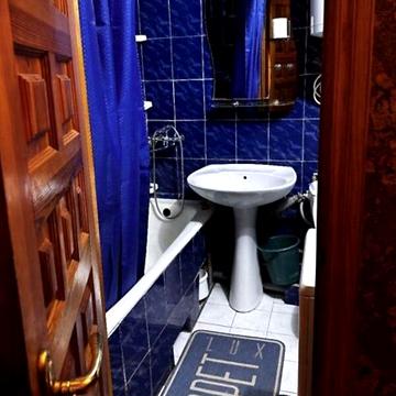 Довгострокова оренда 1к Квартира Михайла Малишенка (Короленка) вулиця