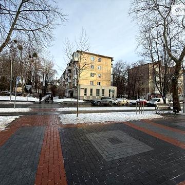 Довгострокова оренда 2к Квартира Космонавтів проспект