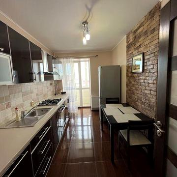 Оренда 2 х кімнатної квартири 2 ізольовані кімнати. Сихів центр.